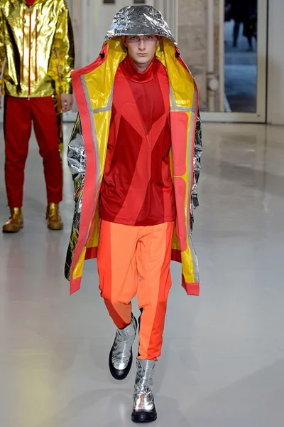Look 36